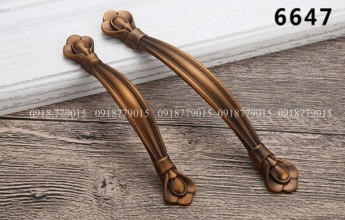 Tay nắm tủ bếp cổ điển